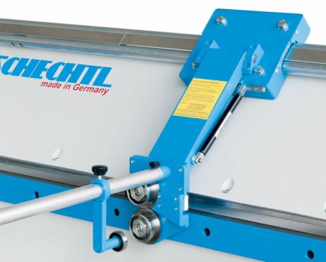 Optional space saving slitter, cut sheets directly on the machine